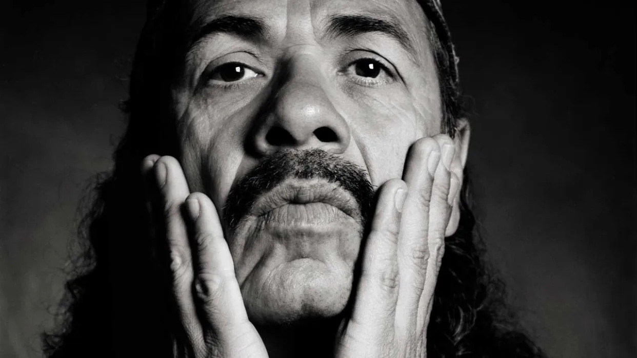 Carlos Santa headshot (1996).